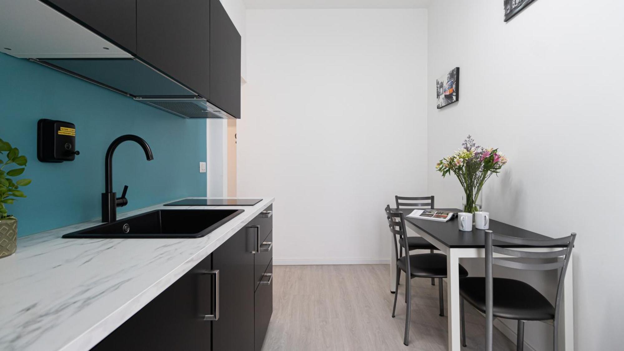 Apartment Rembrandt 58 *
